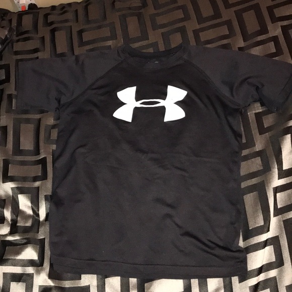 Kids Under Armour Shirt - Picture 1 of 3
